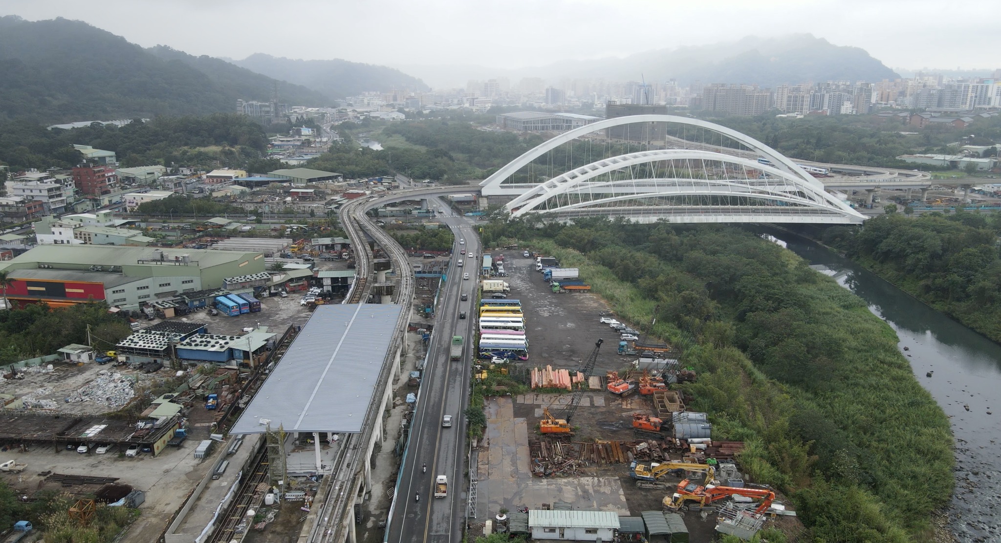 市長侯友宜~視察三鶯線三峽機廠