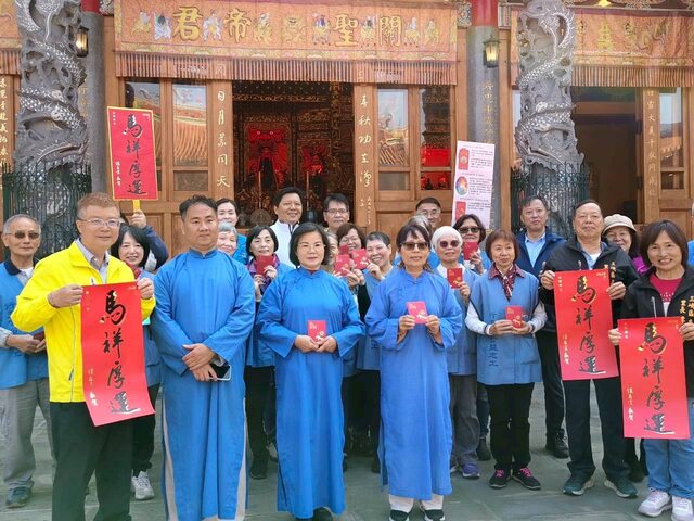 朱副市長行修宮參拜