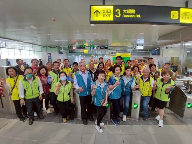 市長-捷運三鶯線履勘前視察